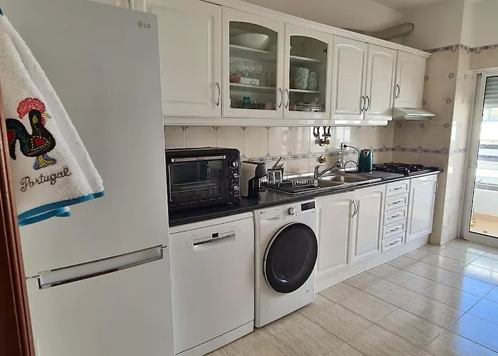 Vilamoura-quarteira Beaches With Pool And Sea View Appartement