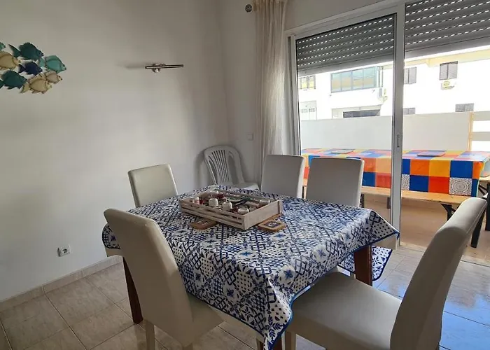 Vilamoura-quarteira Beaches With Pool And Sea View Appartement