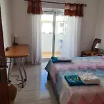 Vilamoura-quarteira Beaches With Pool And Sea View Apartamento